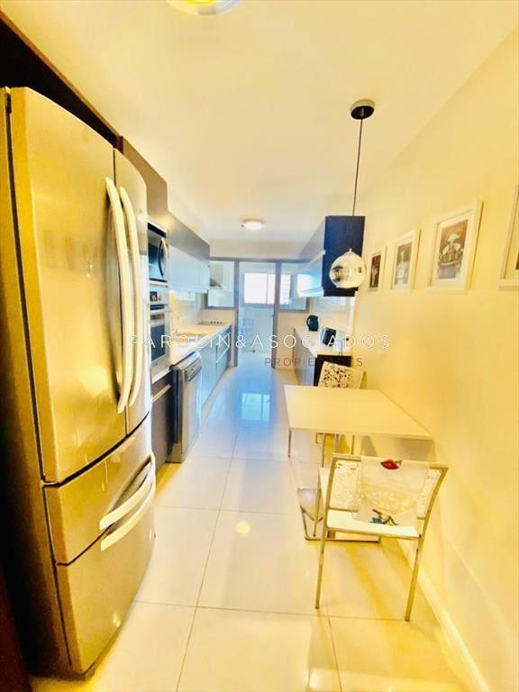 Apartamento en venta de 3 dormitorios en Torre