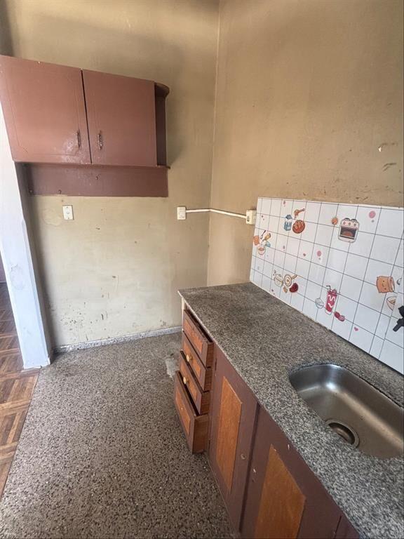 Apartamento en Parque Jardín Colón en venta. Tercer piso. Y