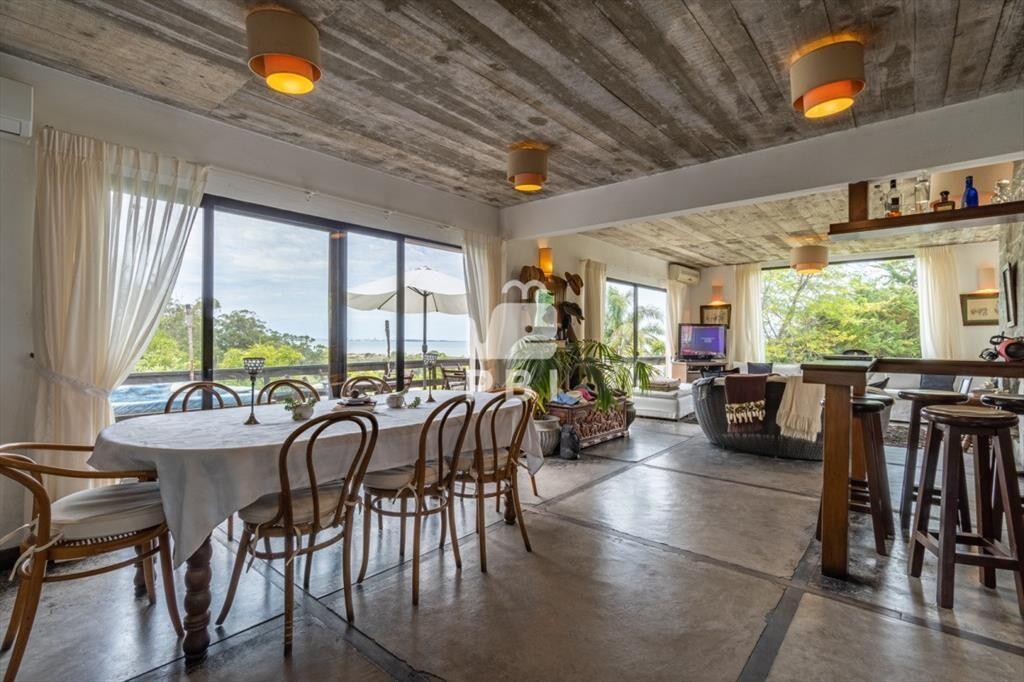 Casa en venta en las Grutas, Punta Ballena - Ref