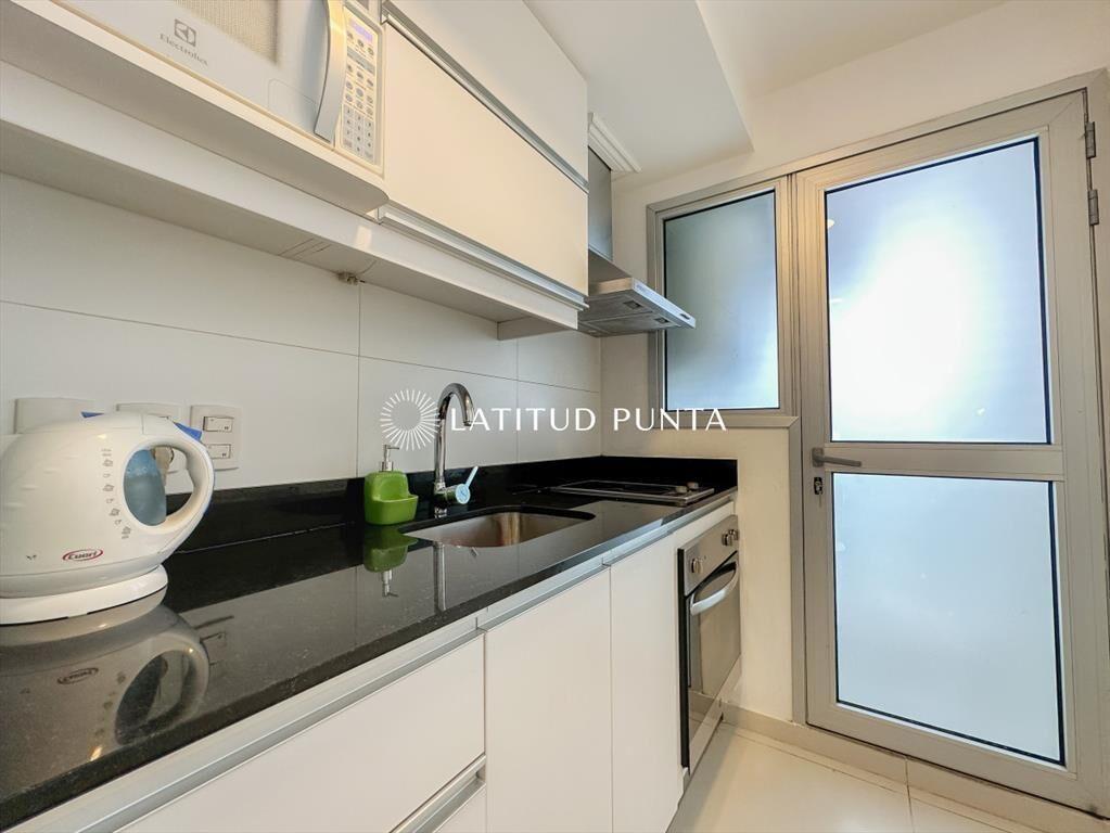 Apartamento en Roosevelt, 1 dormitorio y