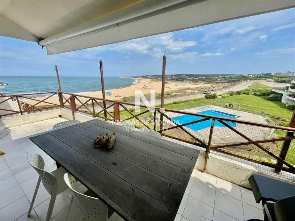 Apartamento en venta con vista privilegiada en Manantiales,