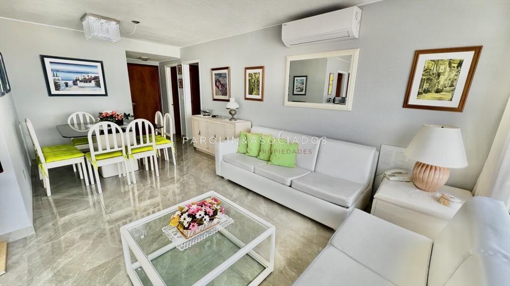 Departamento en Venta de 2 dormitorios en Torre