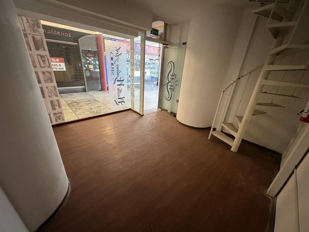 Alquiler - Local Comercial Galería Lapido, Centro - Av. 18 d