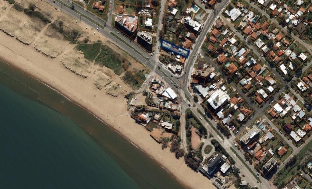 Lote en venta en Playa Mansa, Punta del Este