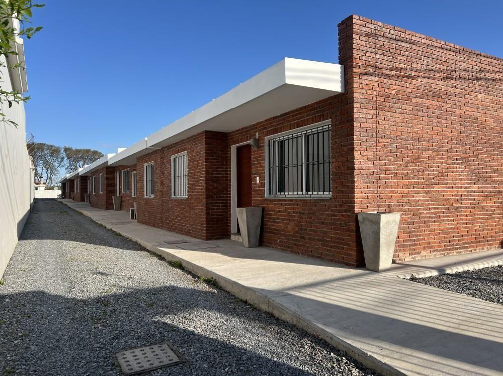 Venta casa 2 dorm en Sayago, Luis Giralt esq. Camino Ariel
