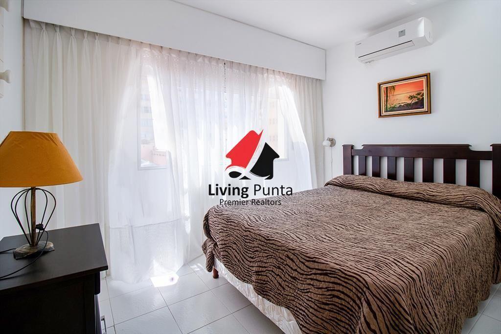 Apartamento en Venta de 3 dormitorios en Edificio