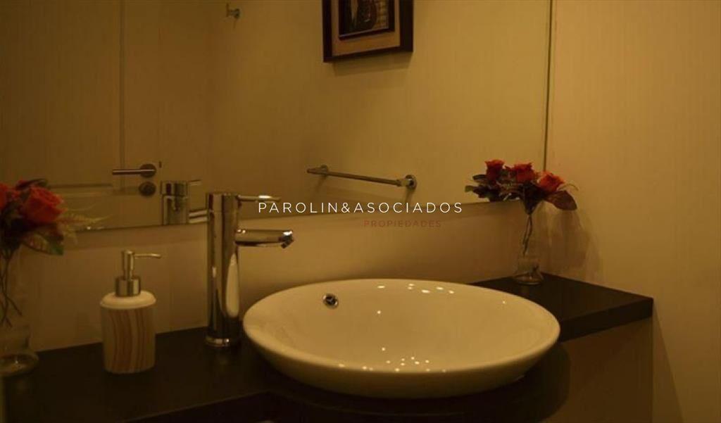 Apartamento en venta de 3 dormitorios en torre