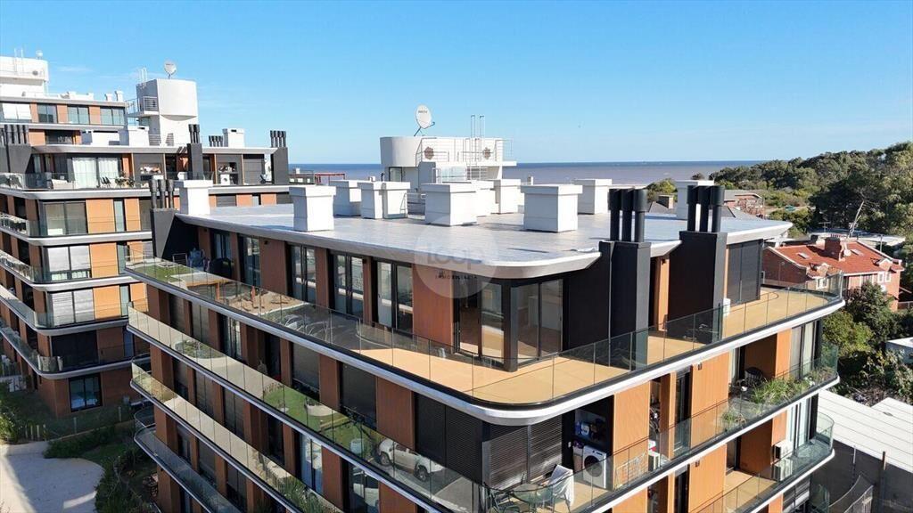 Venta Apartamento Penthouse de 3 dormitorios en Barra de Ca