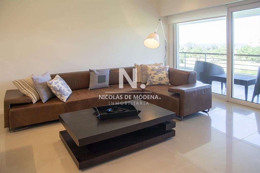 Lindo departamento de 2 pisos con agradable vista