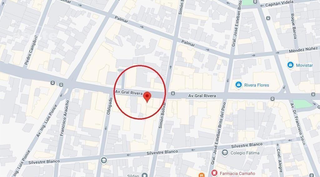 Local comercial en Venta con Renta. Av. Rivera entre Simón