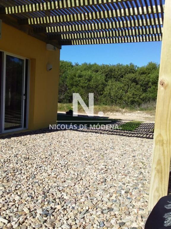 Hermosa casa en Venta y alquiler de 3 dormitorios a 100mts
