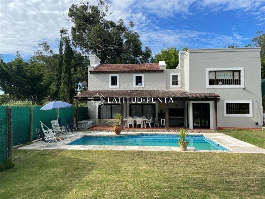 Hermosa casa lista para entrar, Marly