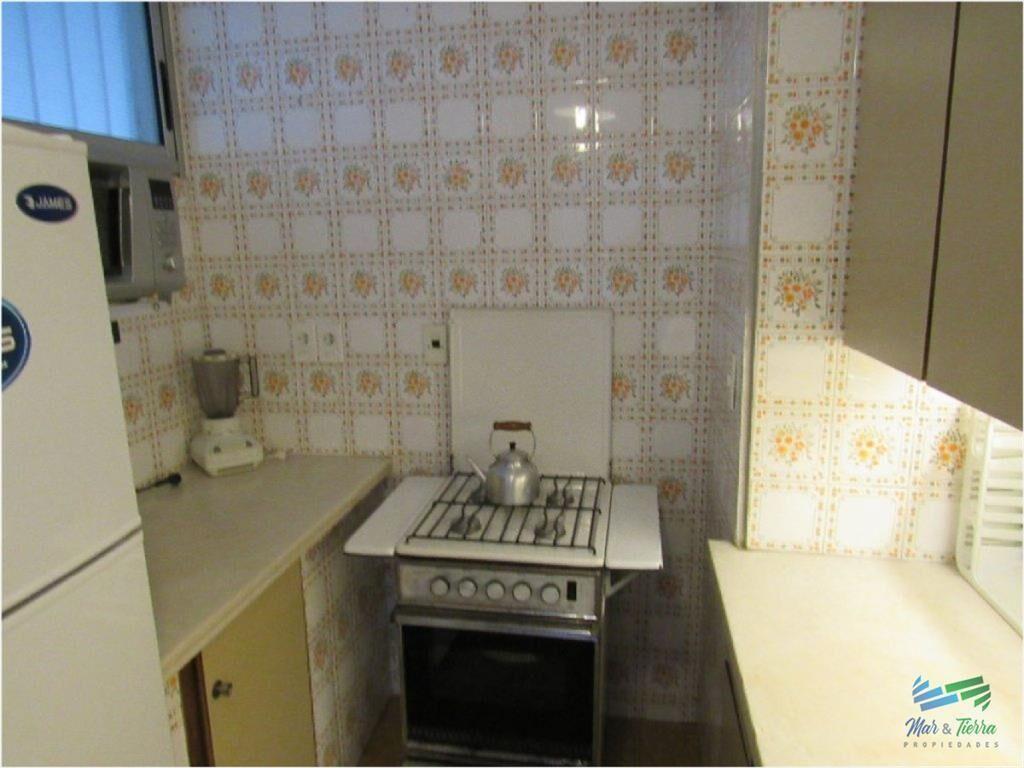 Excelente edificio sobre la Brava, 1 dormitorio