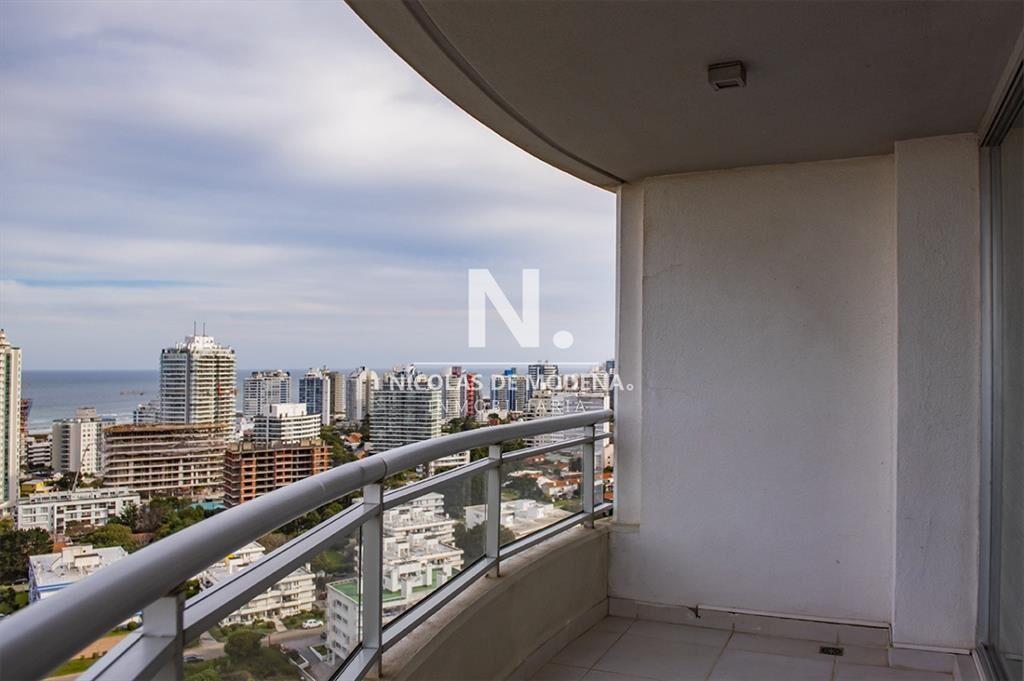 Se vende apartamento en ocean drive II de 3 Punta