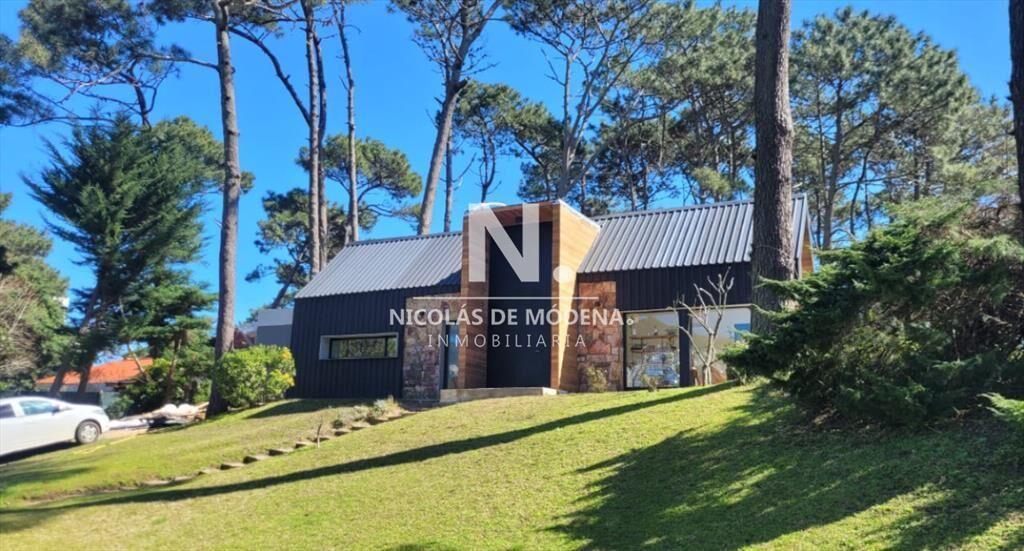 Vende casa de 3 dormitorios en  San Rafael, Punta del Este