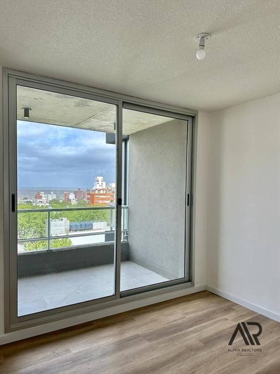 Venta Apartamento 2 Dormitorios Con Renta, Cochera Y Bal...