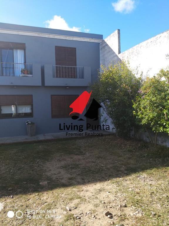 8 apartamentos en venta todos alquilados