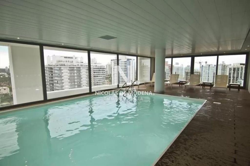 Departamento de amplios espacios, Torre moderna a