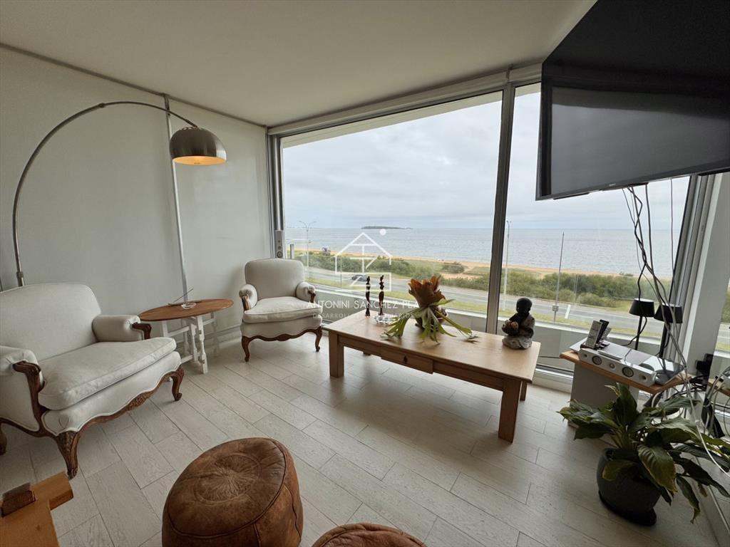 Venta apartamento 3 suites Punta del Este