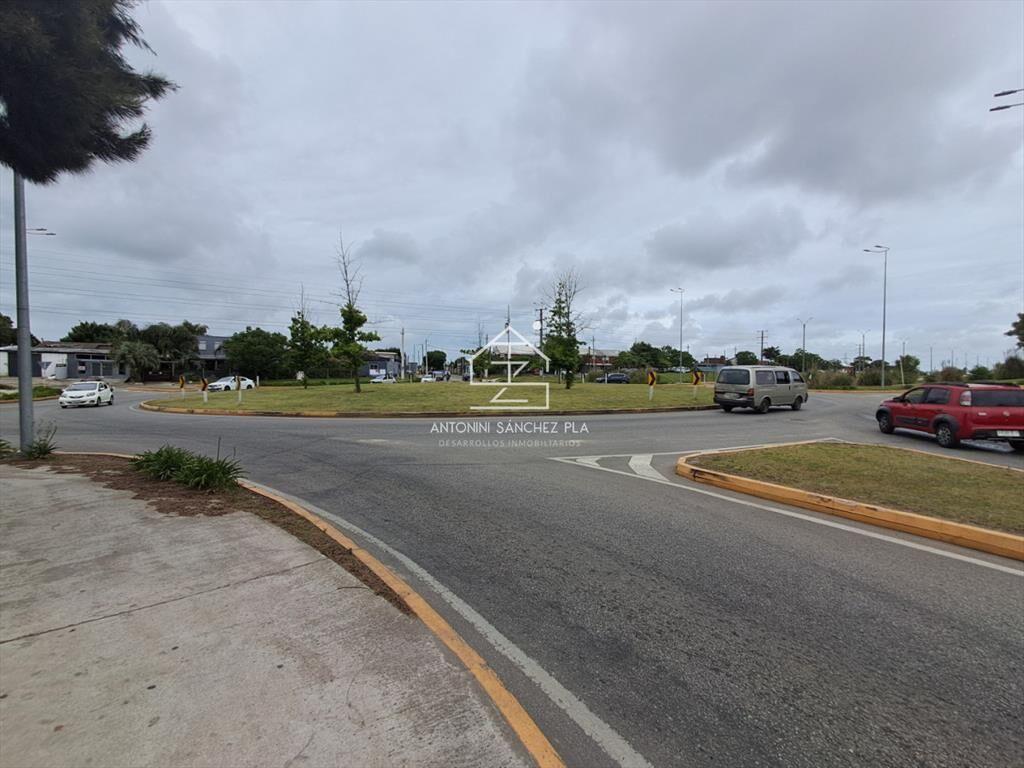 MALDONADO CIUDAD PERIMETRAL AMPLIO TERRENO EN EN