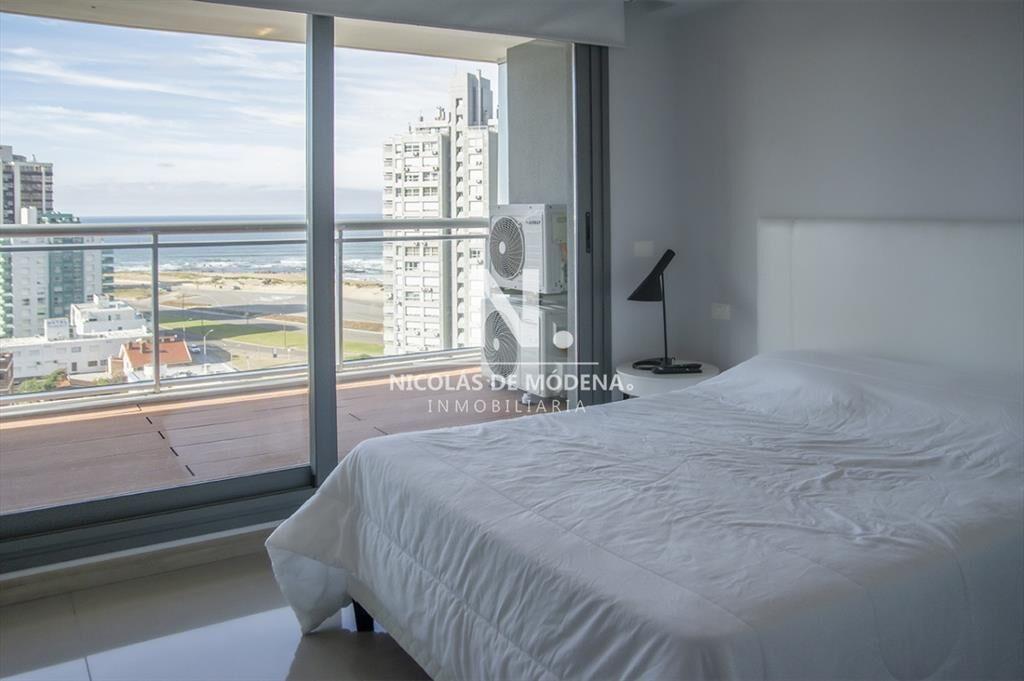Apartamento en venta en Torre Onix, moderno con 1