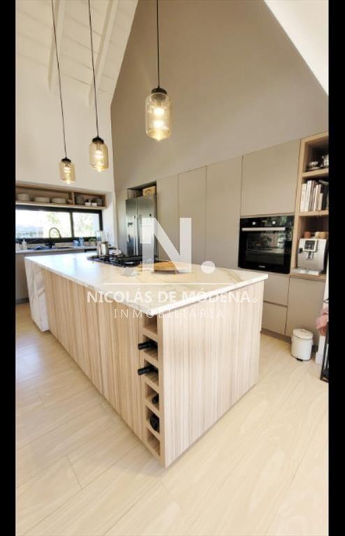 Vende casa de 3 dormitorios en  San Rafael, Punta del Este