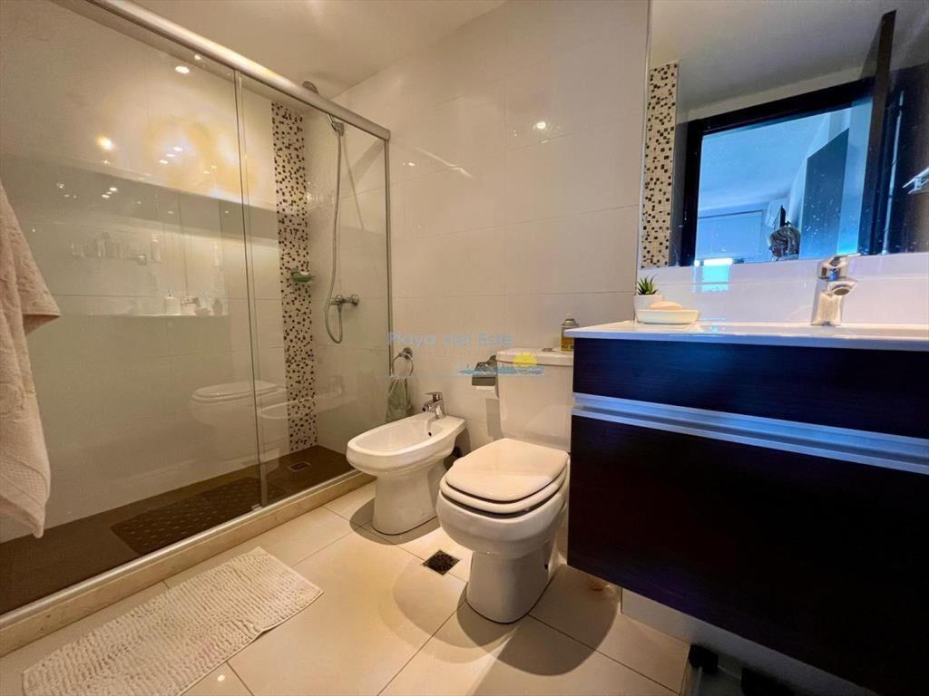 En venta apartamento con excelente vista, de 3 en