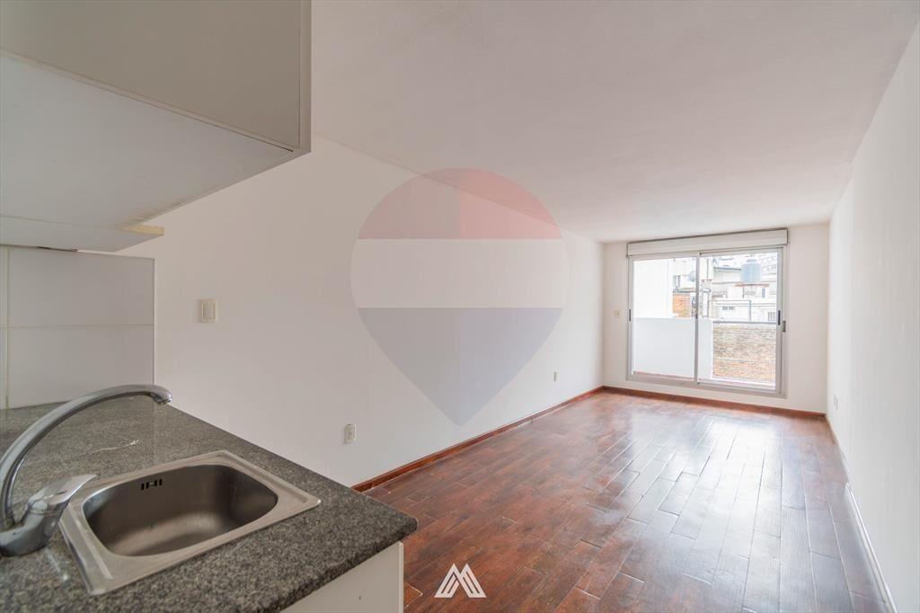 ALQUILER MONOAMBIENTE CORDÓN SUR BALCÓN