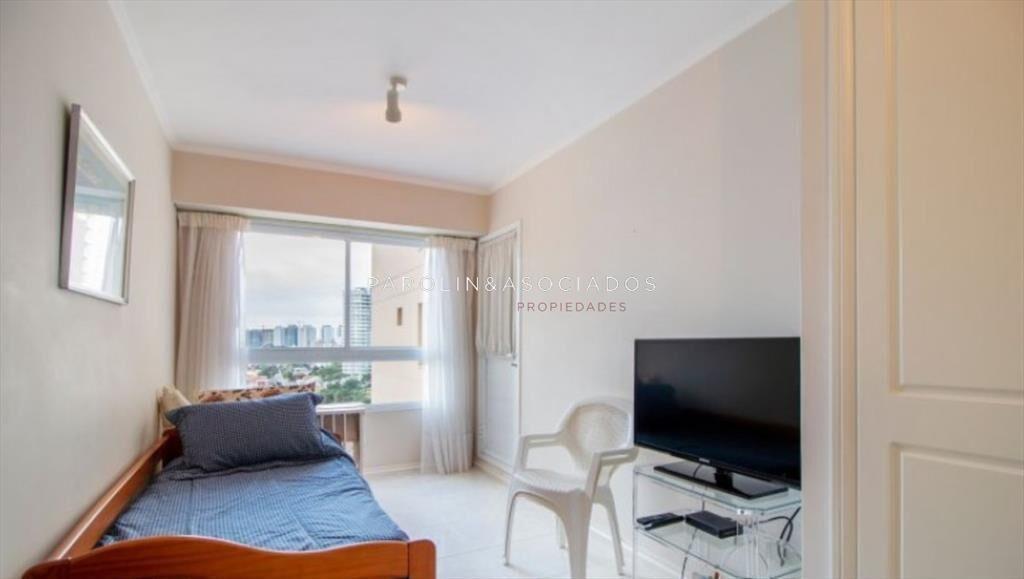 Departamento de 3 Dormitorios en Coral Tower, del