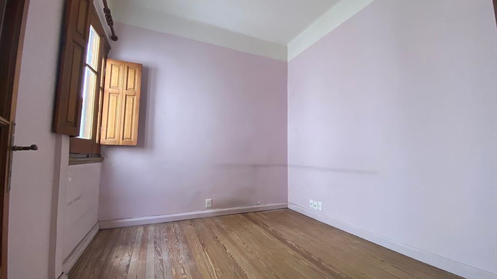 VENTA POCITOS  71 M² REALES 2 DORMITORIOS CON OFFICE, VESTI