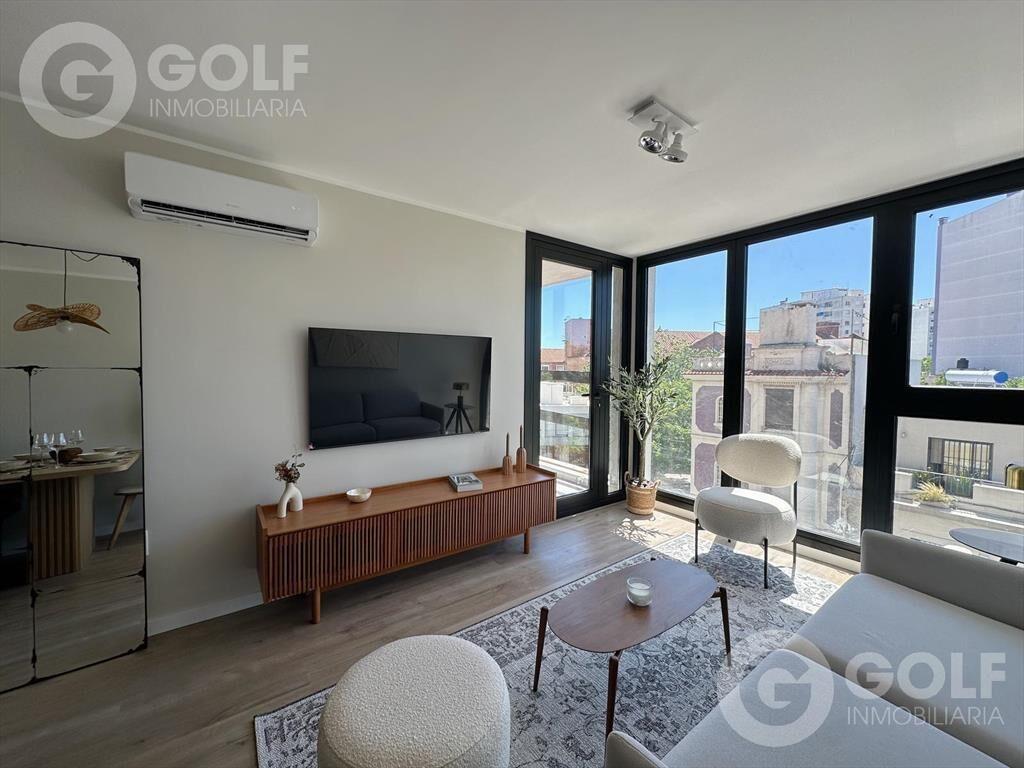 Venta de apartamento de 1 dormitorio con patio en Pocitos
