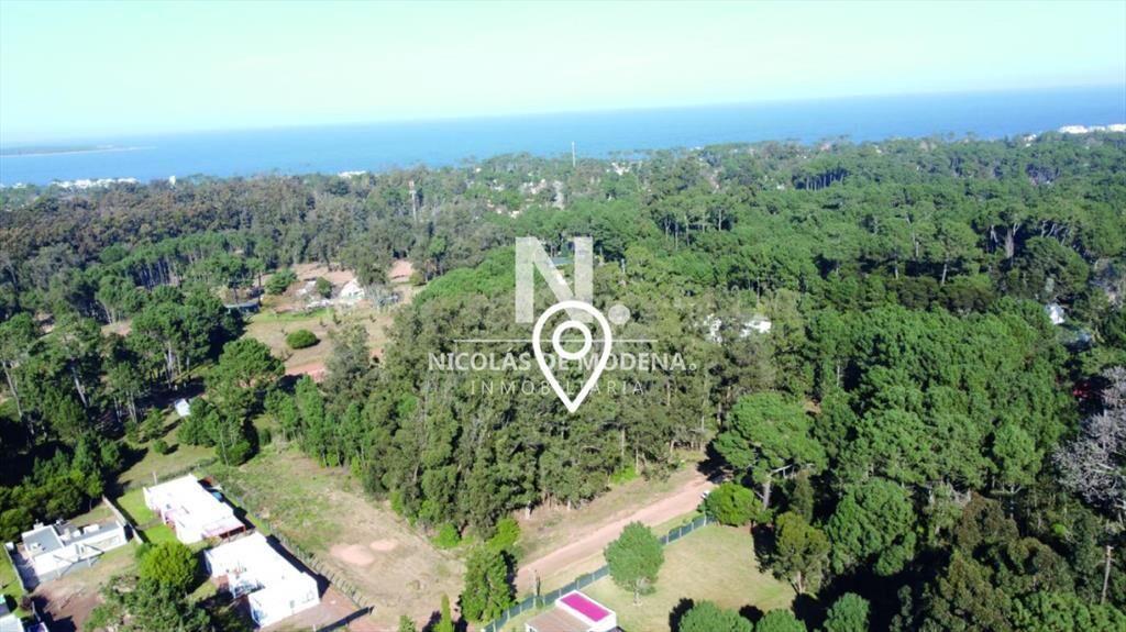 Terreno en Parque Burnett - Maldonado. Ref. 4285