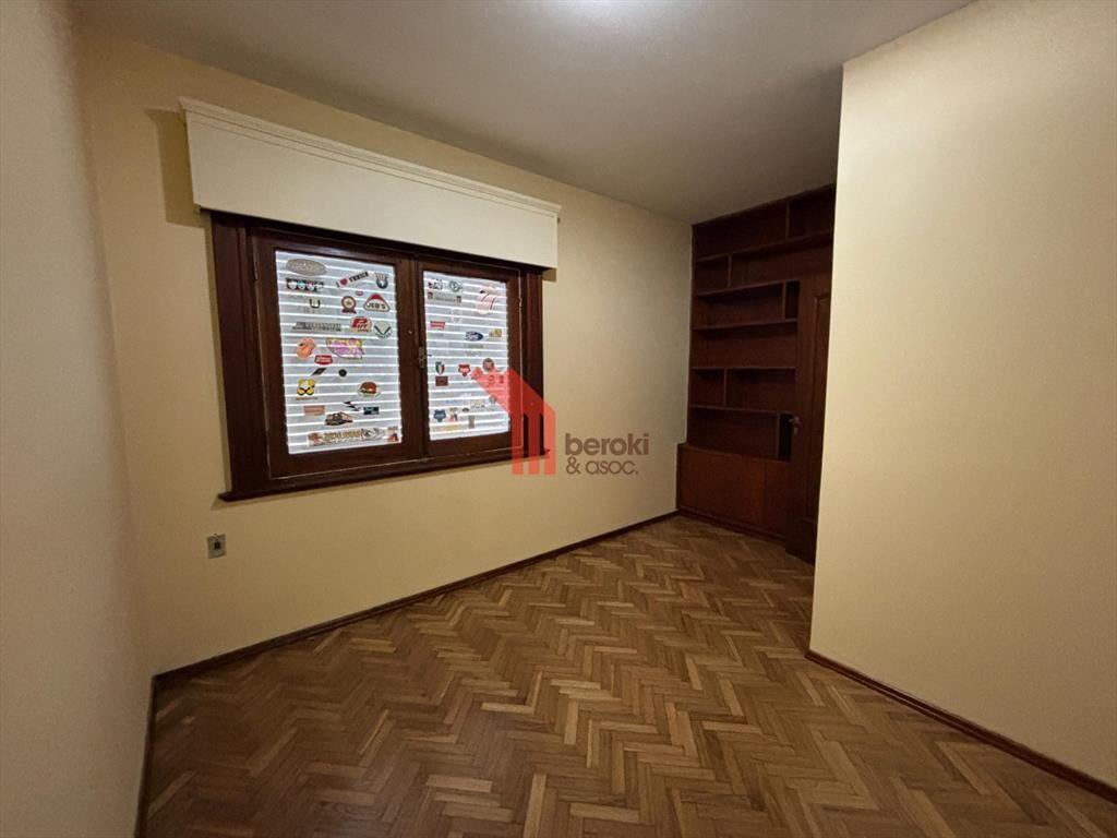 Casa sumamente amplia en alquiler