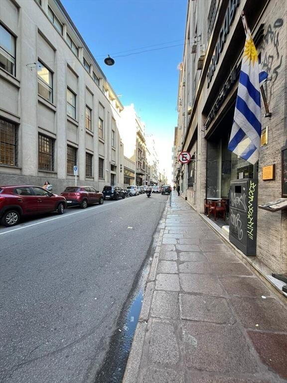 Venta local comercial en Ciudad Vieja