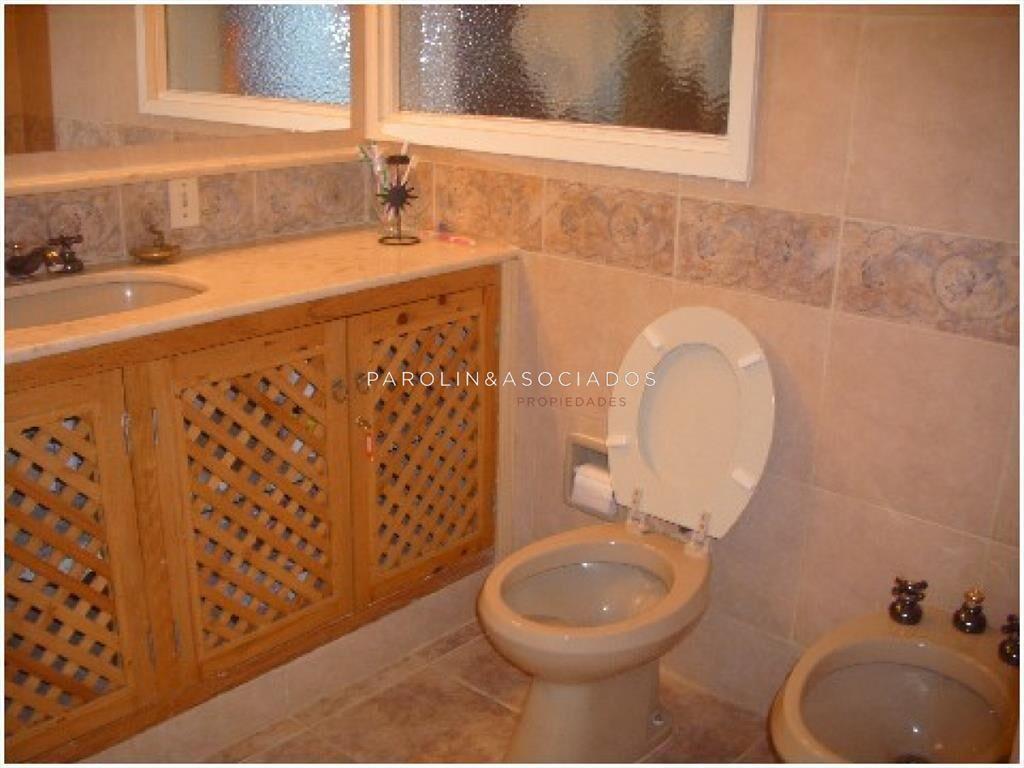 Casa en venta de 5 dormitorios en Playa Mansa, Punta del Es