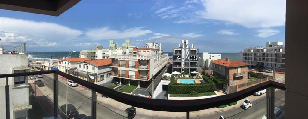 Apartamento en venta de 2 dormitorios frente al