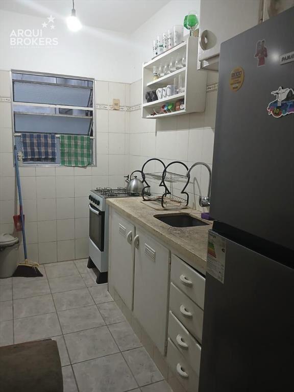 Apartamento de tres dormitorios en venta con renta en Tres