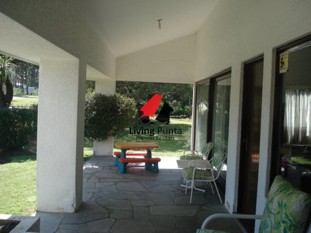Casa en Mansa, 4 dormitorios *