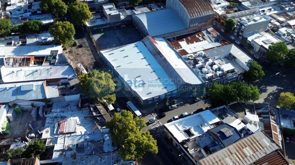 VENTA DE GRAN LOCAL - DEPOSITO AGUADA