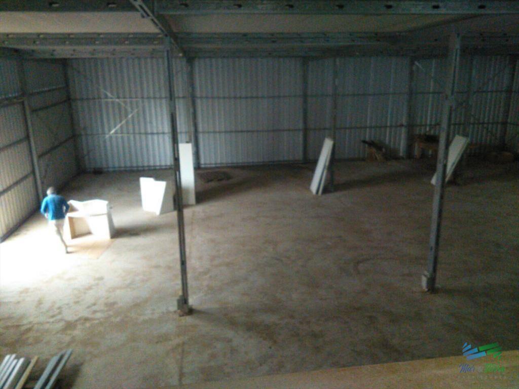 En venta excelente galpon con oficinas, 600 m2,