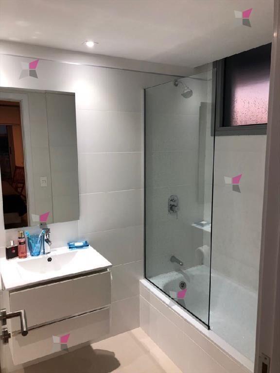 VENTA DE APARTAMENTO DE 2 DORMITORIOS EN TORRE ESMERALDA PU
