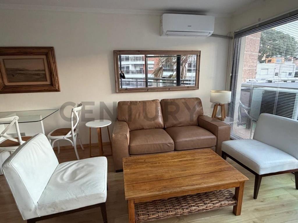 Apartamento en POCITOS 1 dormitorio AMOBLADO