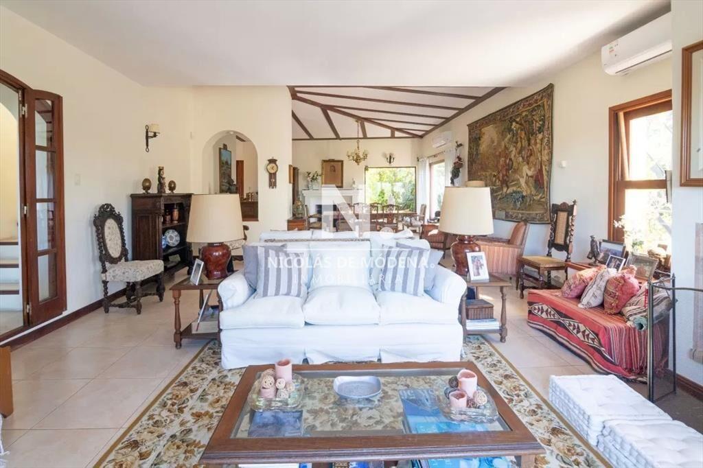 Chalet en venta en San Rafael proximo al mar. 5 +