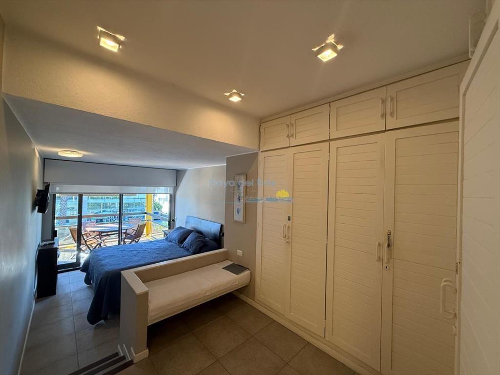 Apartamento en Peninsula, 3 dormitorios *