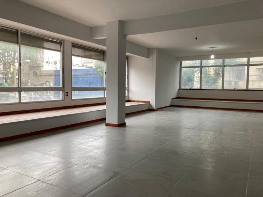 Venta oficina en Tres Cruces, Gral. Urquiza y Pte. Batlle