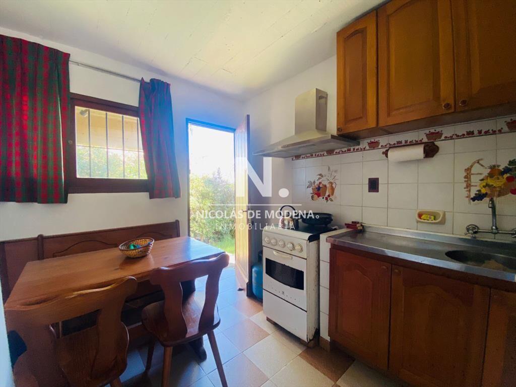 Casa bien ubicada con vistas al Mar en alquiler .