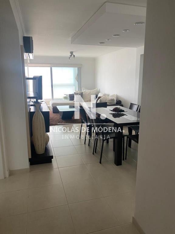 Hermoso apartamento con excelente vista!