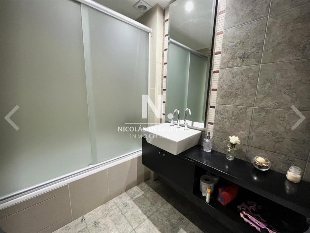 Apartamento en venta de 2 dormitorios con vista