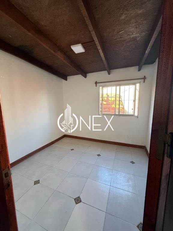 Se alquila casa en El FortÃn.