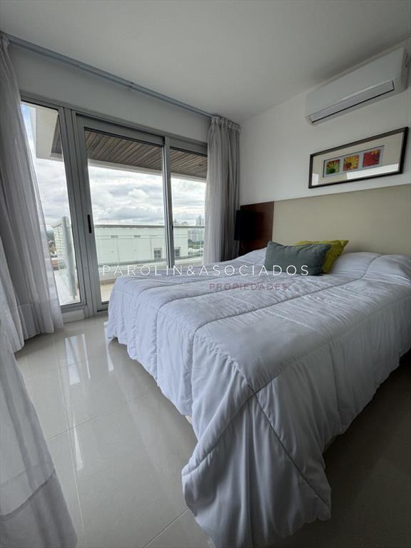 Apartamentos en venta en Icon Brava Tower, Punta